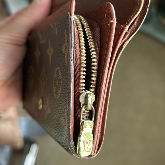 Louis Vuitton Monogram Wallet CA0050 GUC - Picture 12 of 14